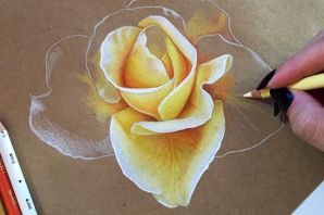 Рисунки на альбомном листе