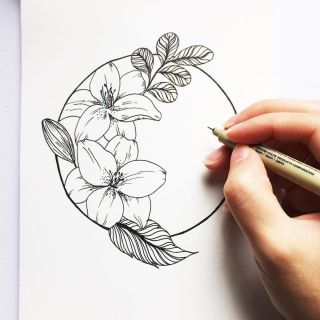Легкий рисунок цветка
