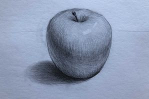 Яблоко карандашом с тенью