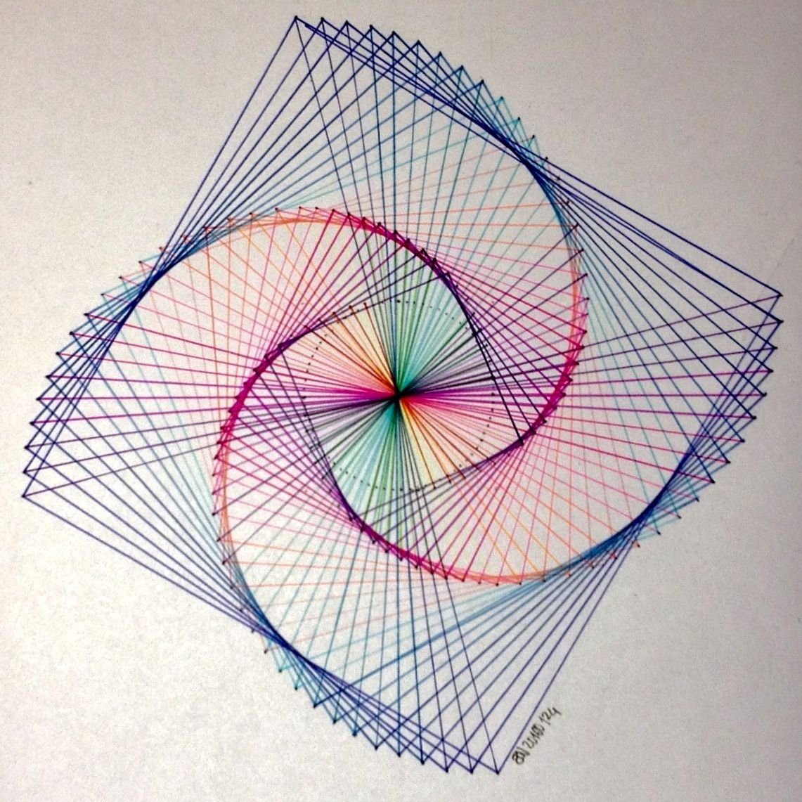 Замечательная геометрия. Джон Эихенгер изонить. Геометрические рисунки. Стринг арт. Объемная Графика.