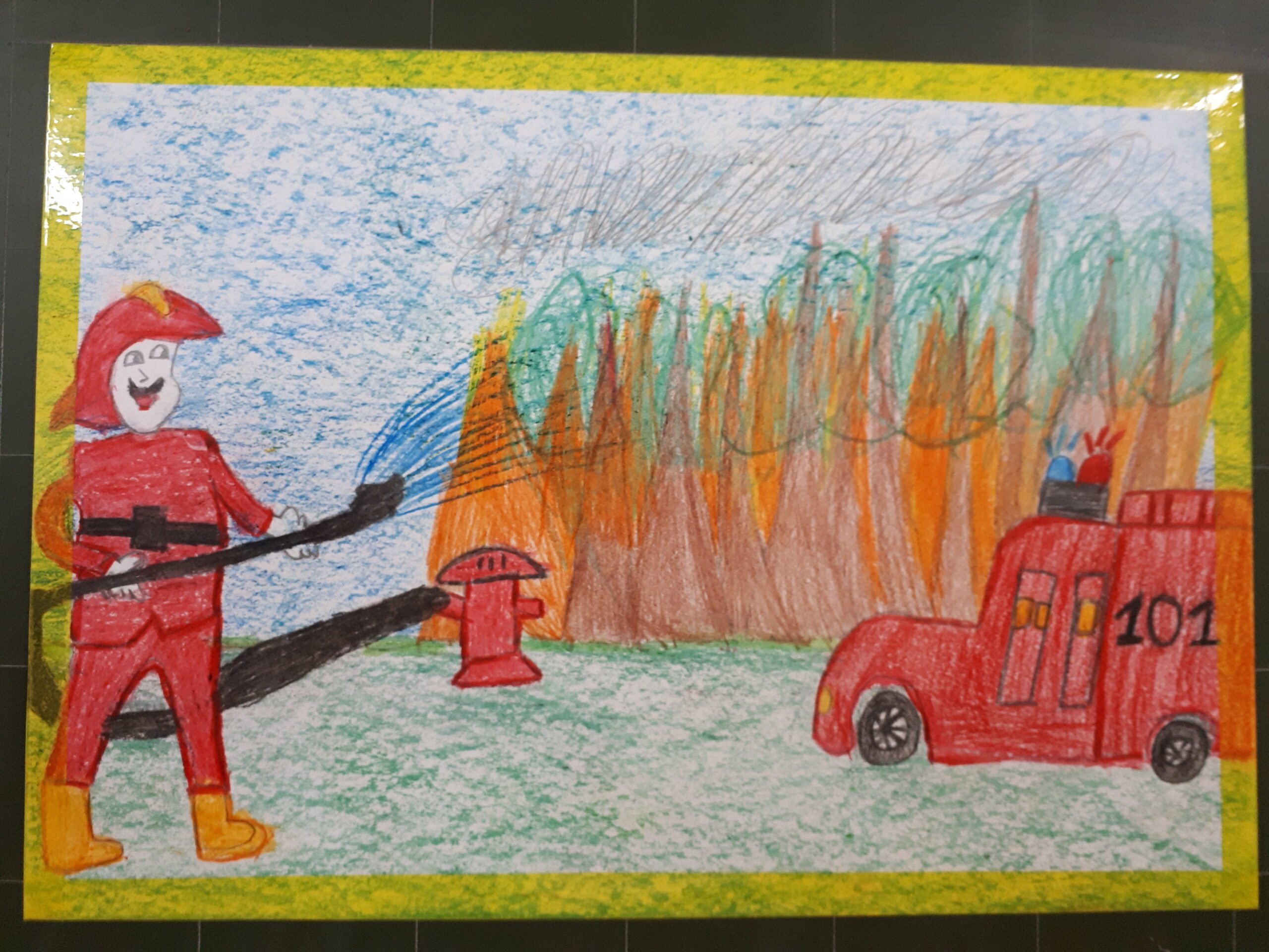 Рисунок на тему пожарная охрана. Рисунок ко Дню пожарной охраны. Поделки ко Дню пожарной охраны. Детские поделки к Дню пожарной охраны. Конкурс поделок ко Дню пожарной охраны для детей.