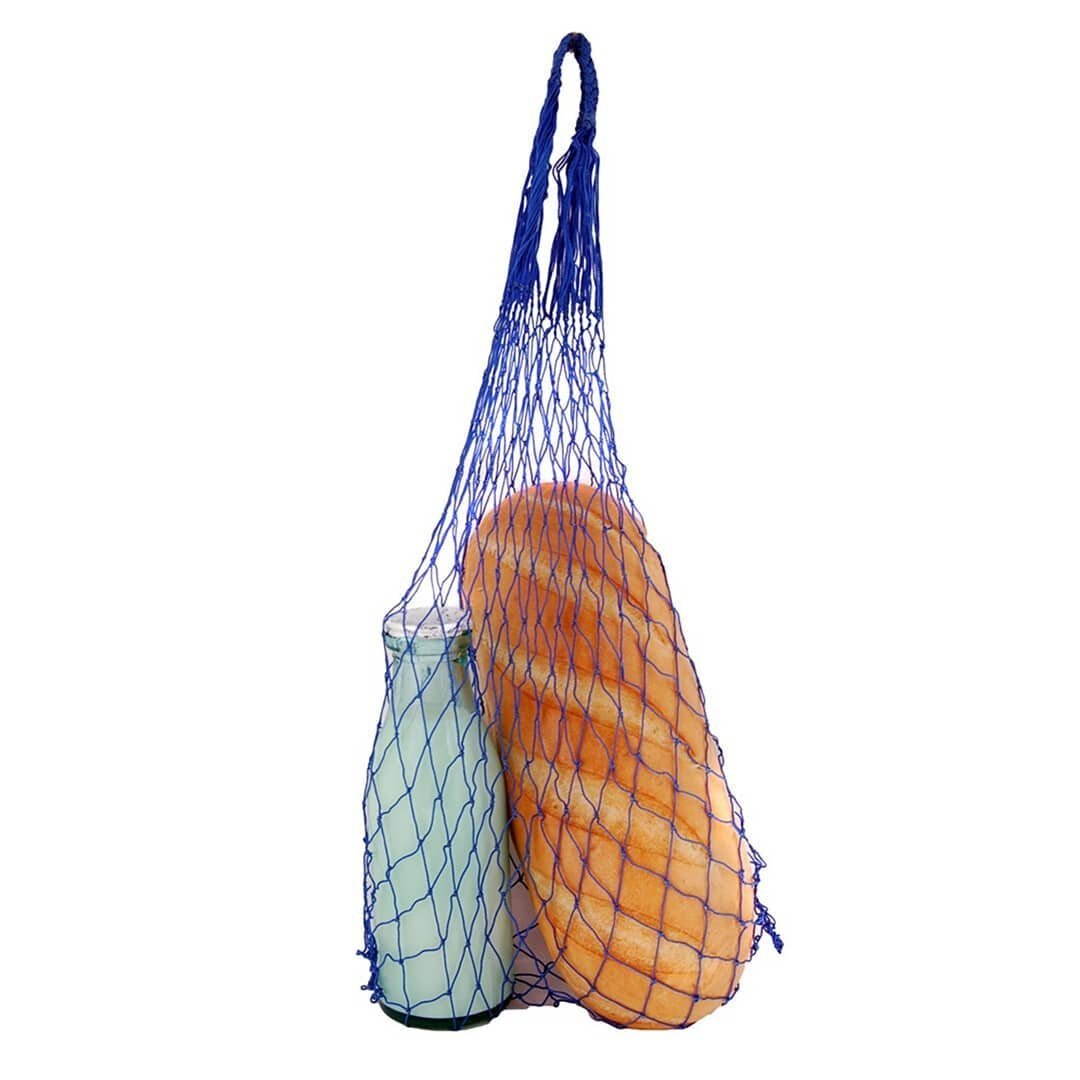 Девушка с авоськой