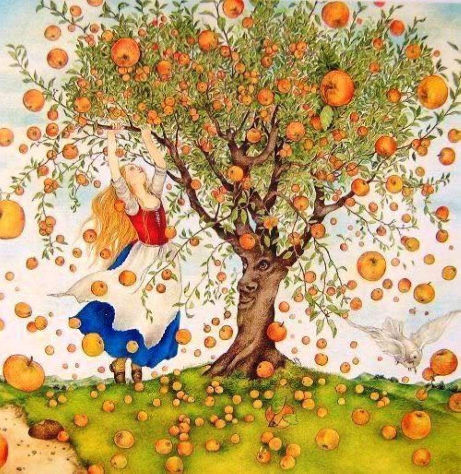 Сказочное дерево с плодами