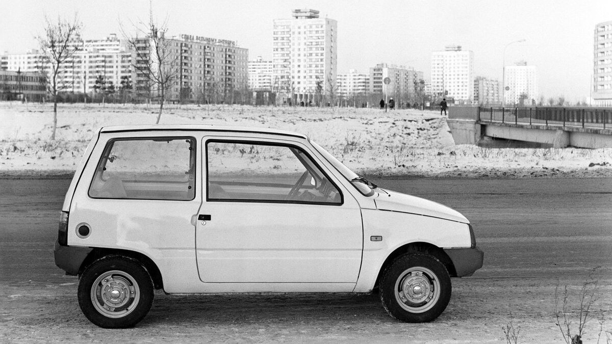 Автомобили (раскраски)