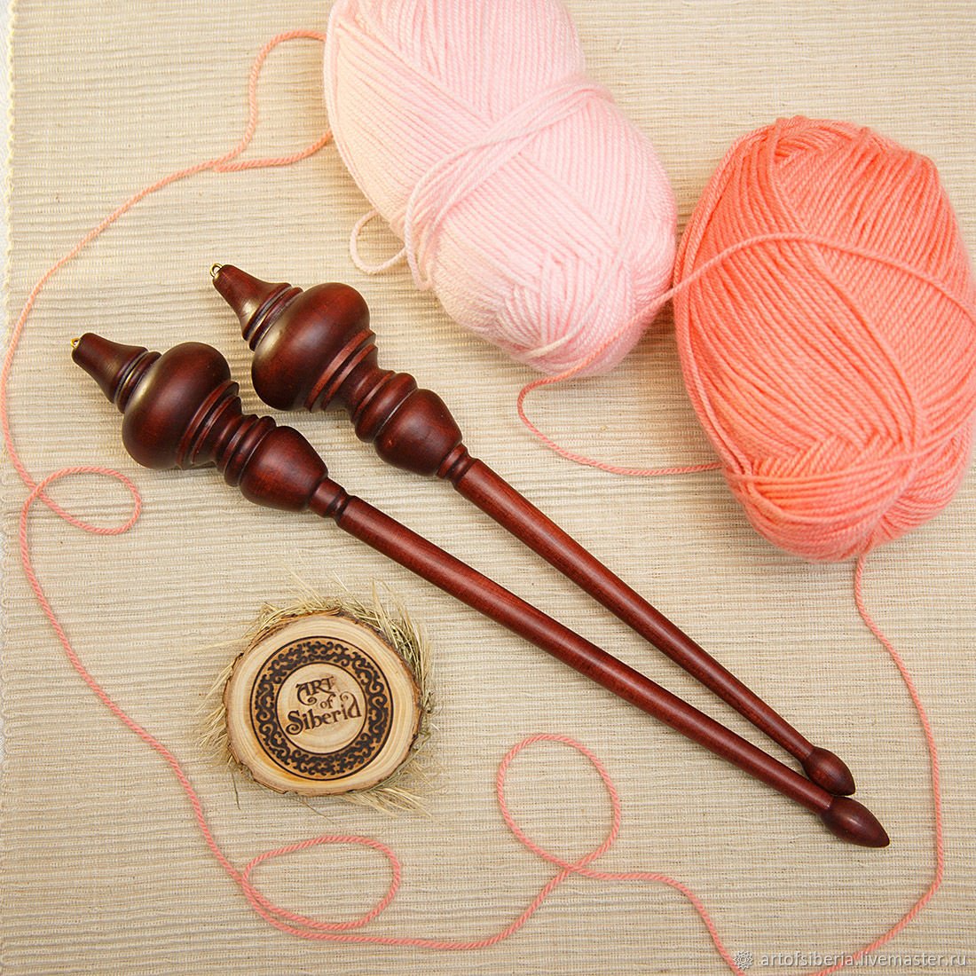 Веретено с пряжей