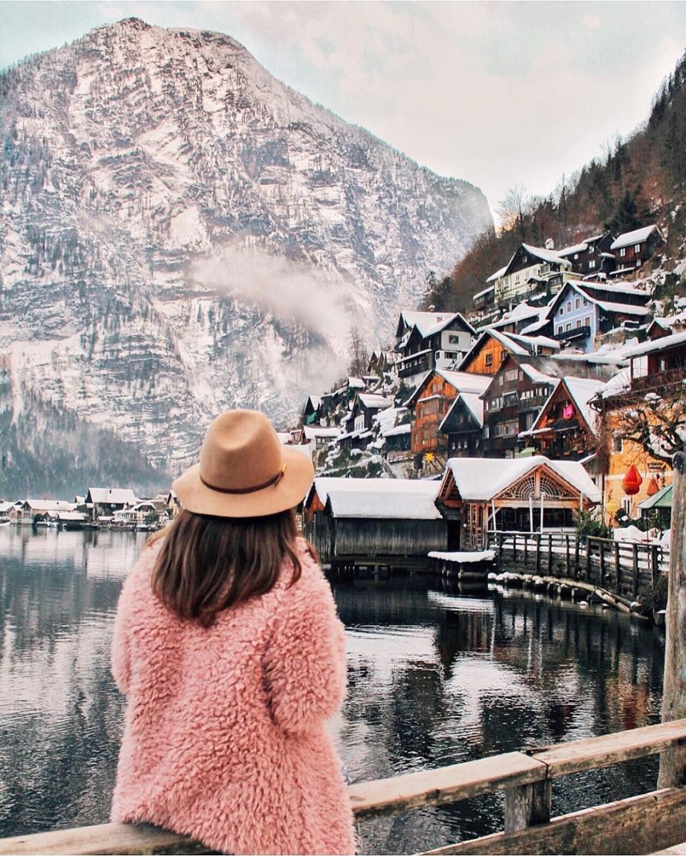 Девушка в Италии зимой