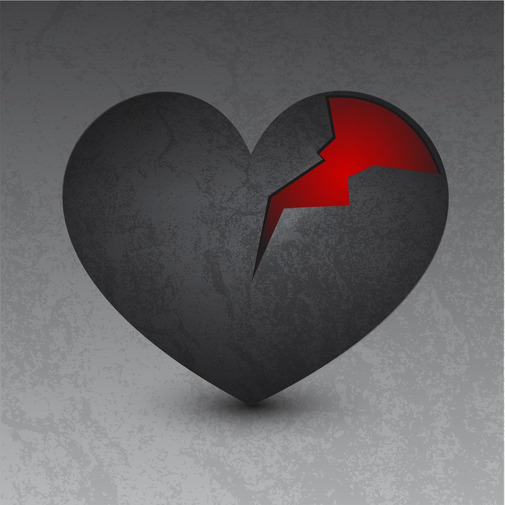 Разбитое сердце астерии. Расколотое сердечко. Черные сердца. Чёрное разбитое сердце.