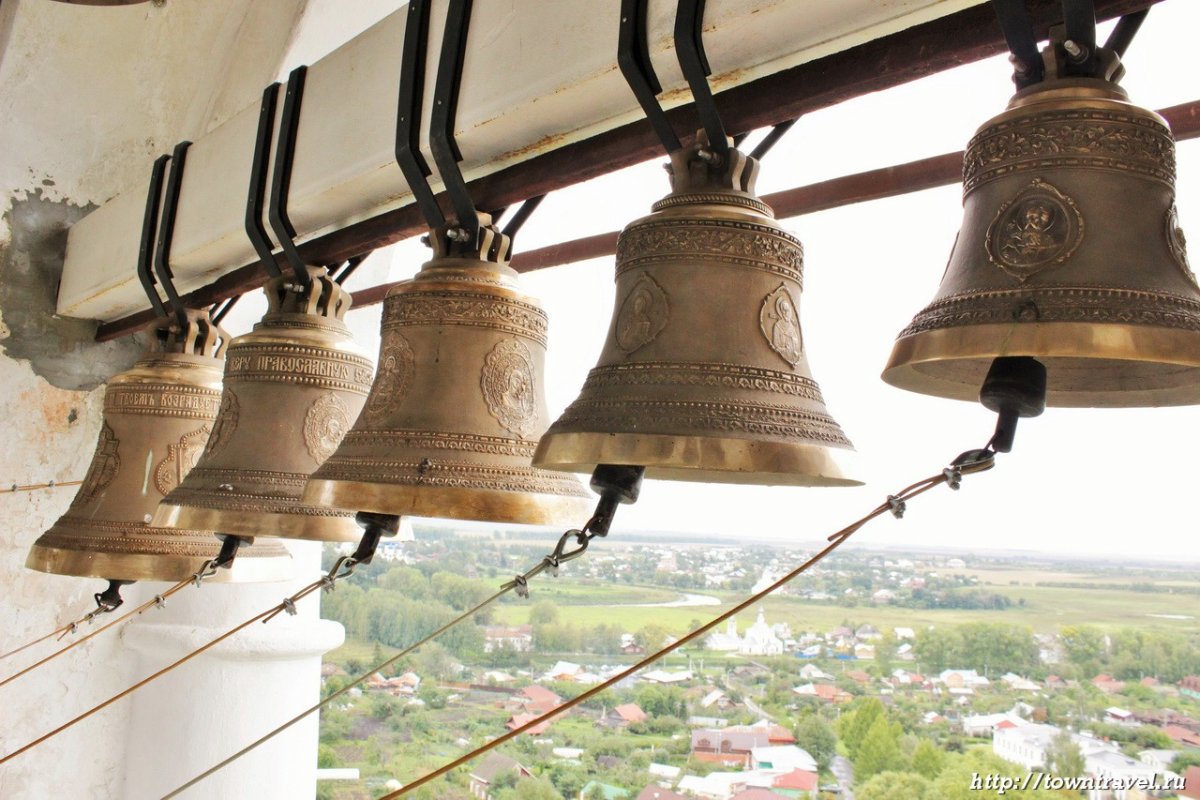 Колокольня на Пасху