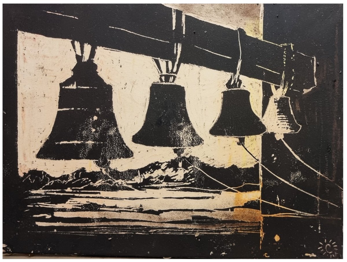 Силуэт колокольчик в руках