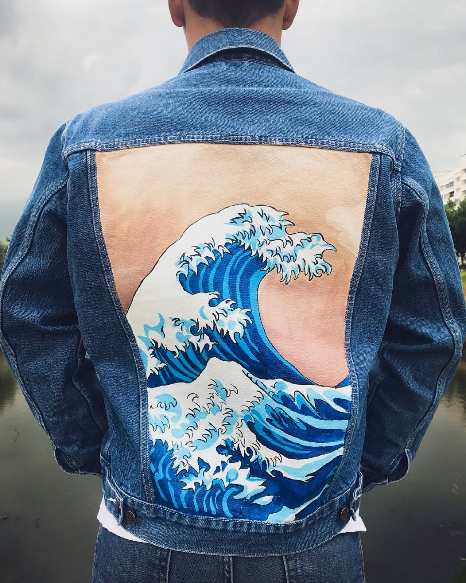 Футболка акриловыми красками