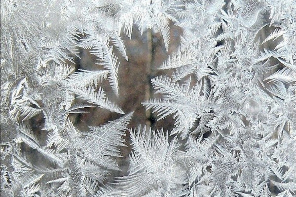 Бальмонт морозные узоры