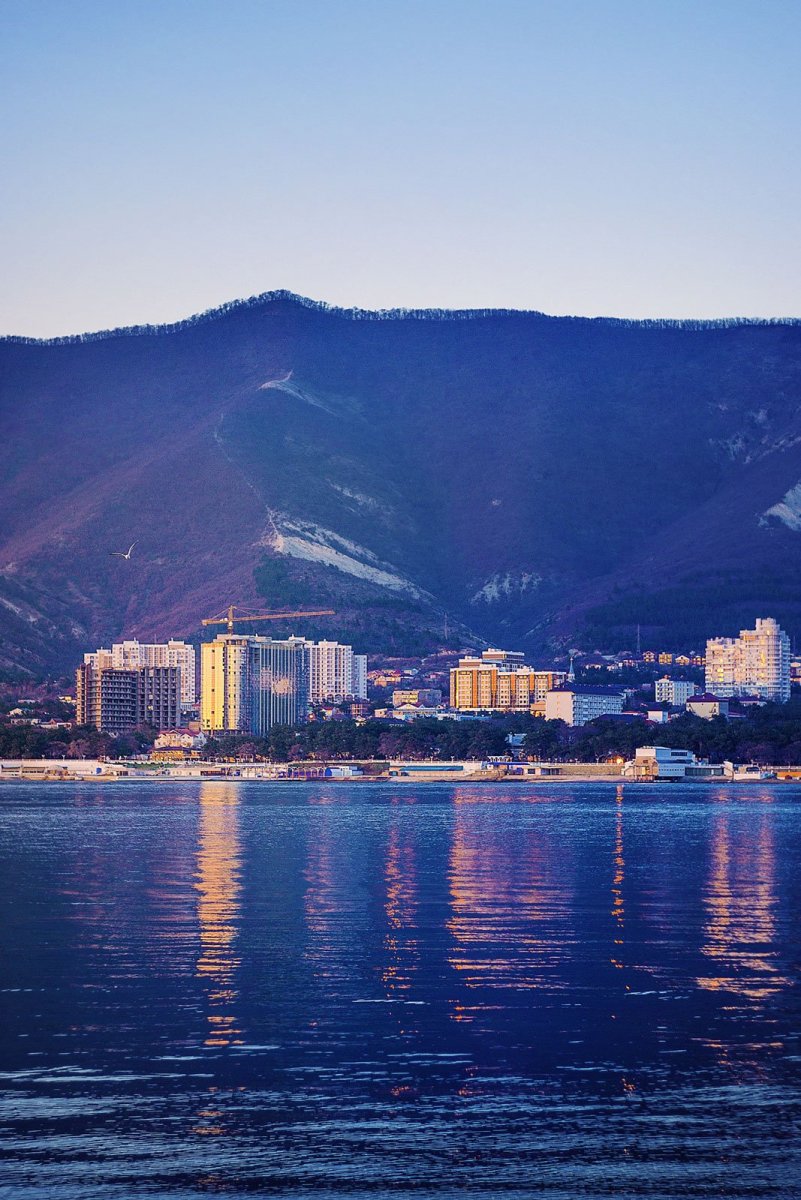 Стела город герой Новороссийск