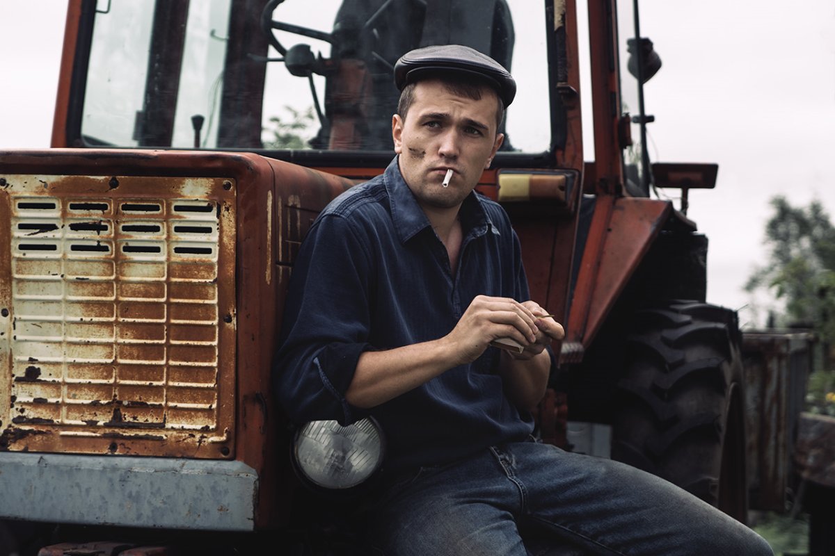 Водитель трактора мультяшный