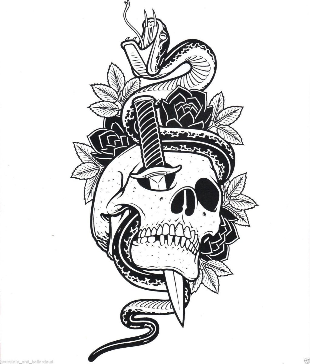 Тату змея на шее