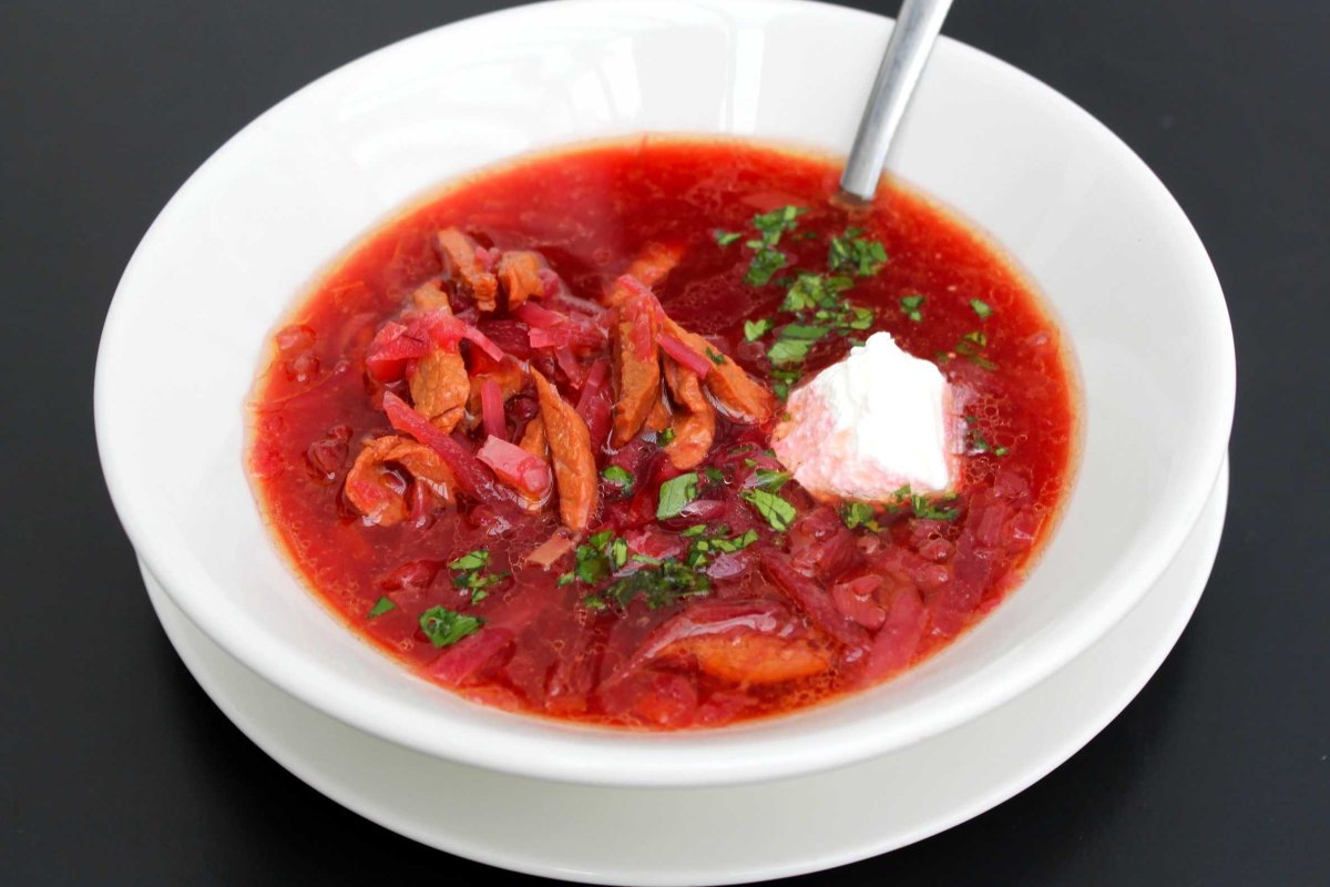 Изображение тарелки с супом